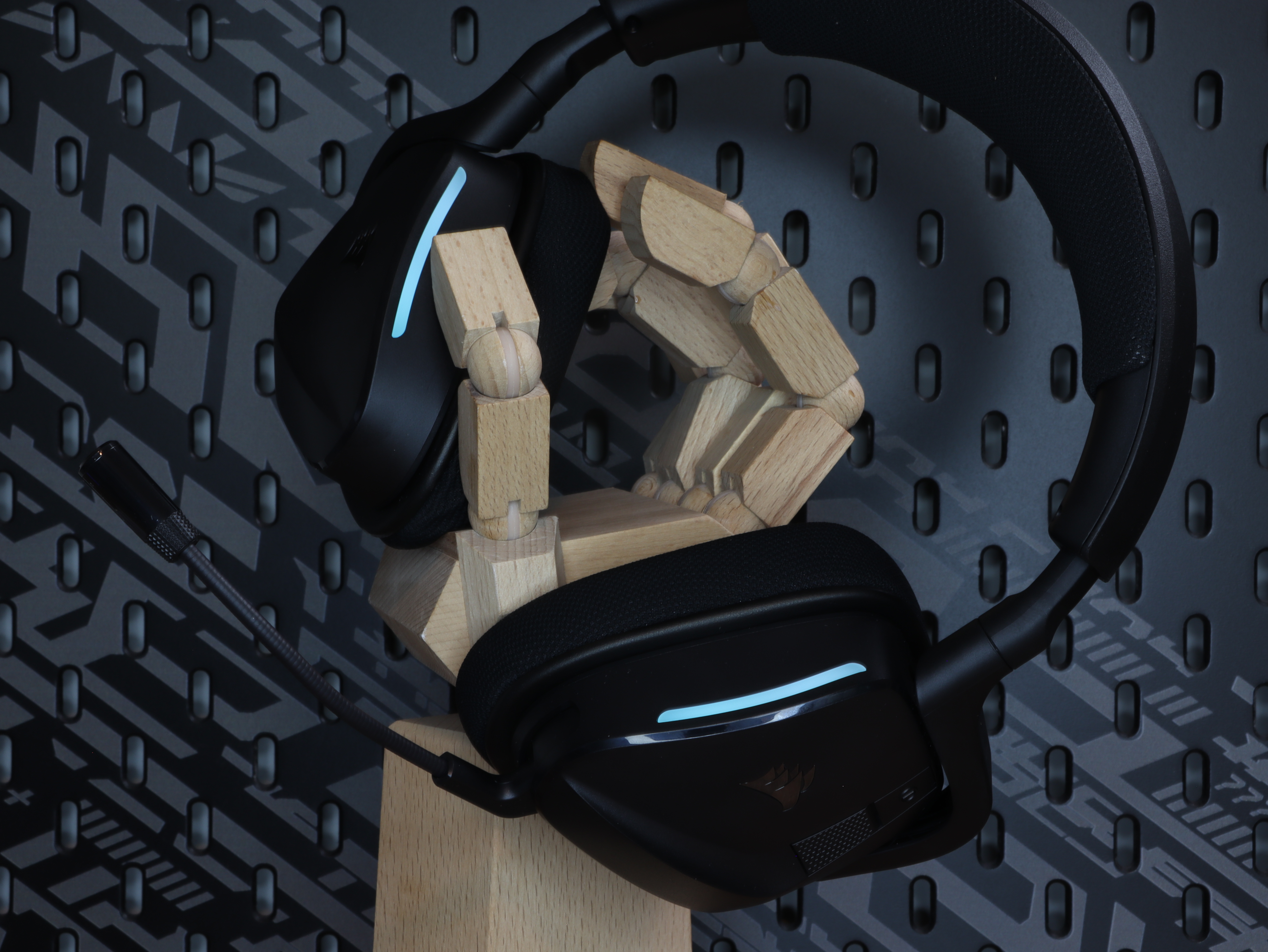 Audio VOID Wireless V2 Corsair Dolby Atmos gaming superior headset spatial dynamic NVIDIA Broadcast.JPG